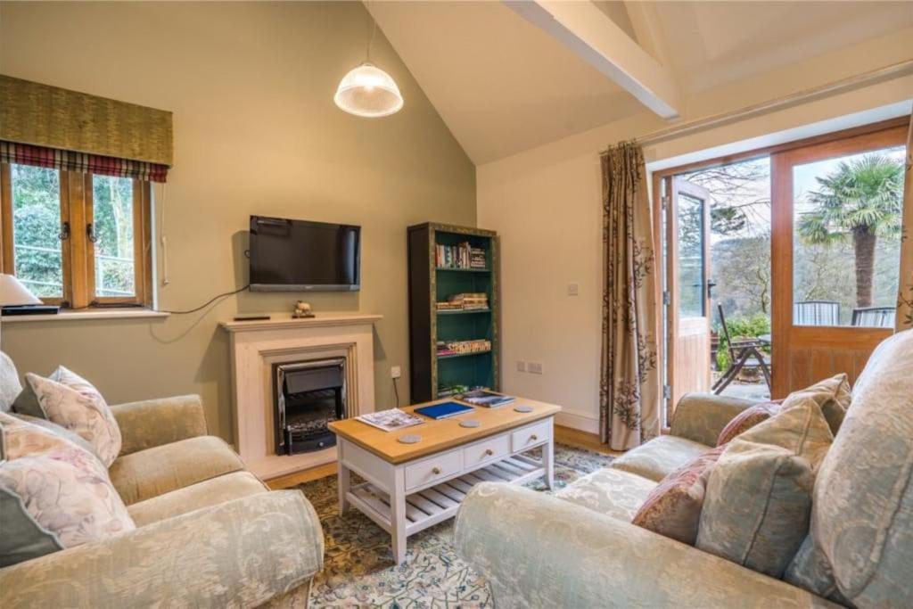 Maristow Cottages, Overlook Tamar Valley Dartmoor Plymouth Bagian luar foto